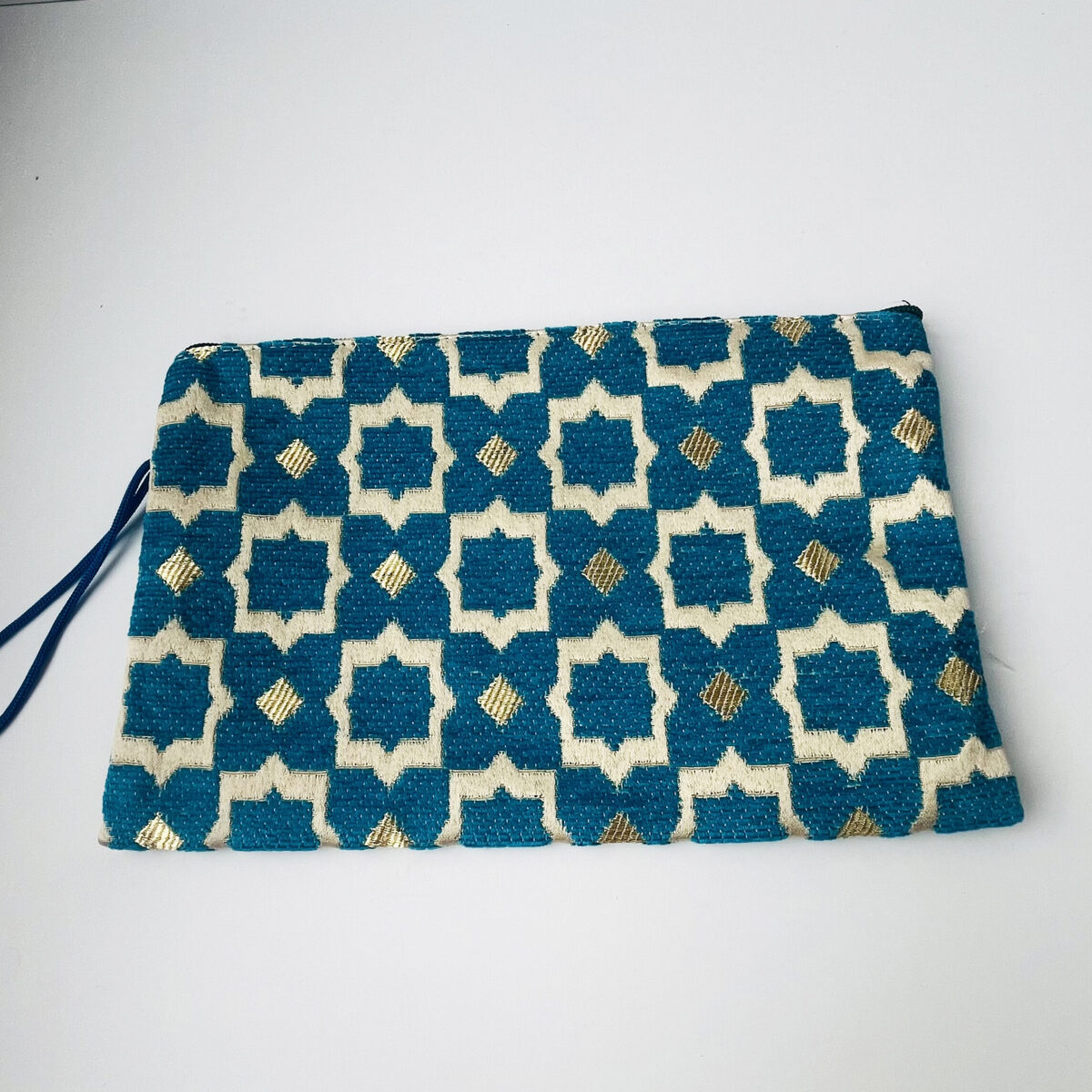 Moroccan brocade velvet and gold thread zipped pouch - smaller pattern - Image 3